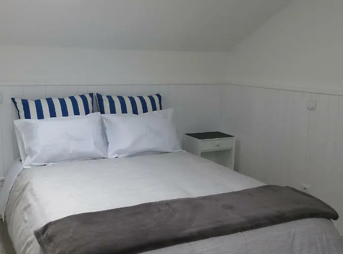 Serenabeach * 纳扎雷